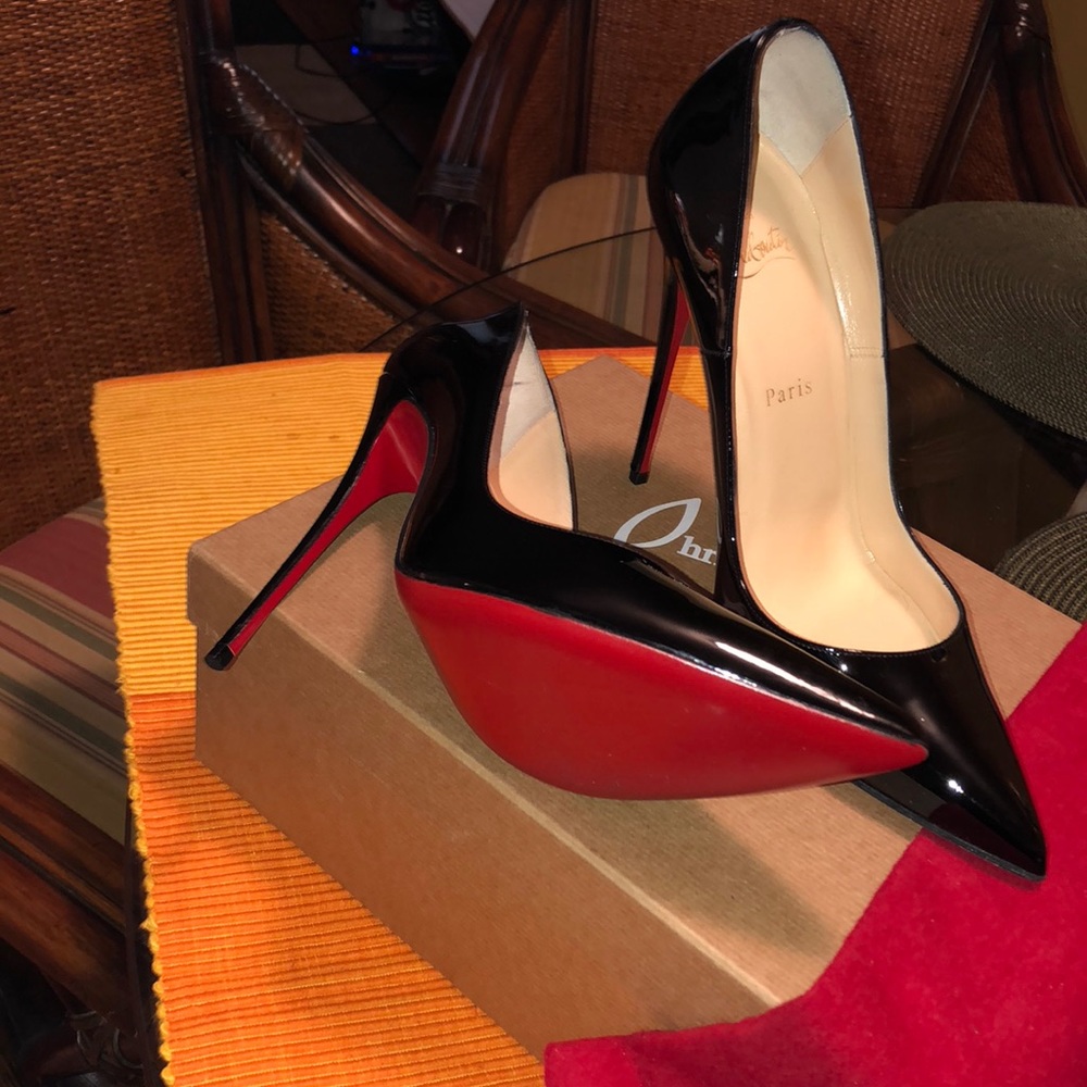 Christian Louboutin So Kate Pumps